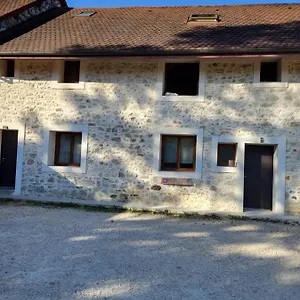 Le De La Ferme Belley